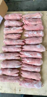 Móng giò heo nướng nguyên chiếc – Món nhậu đậm đà